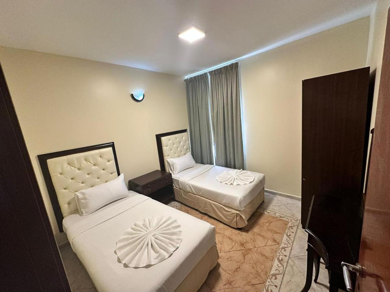 Safari Hotel Apartments Ajman Exterior photo