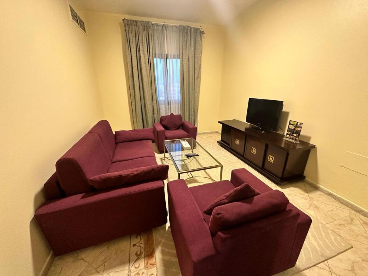 Safari Hotel Apartments Ajman Exterior photo